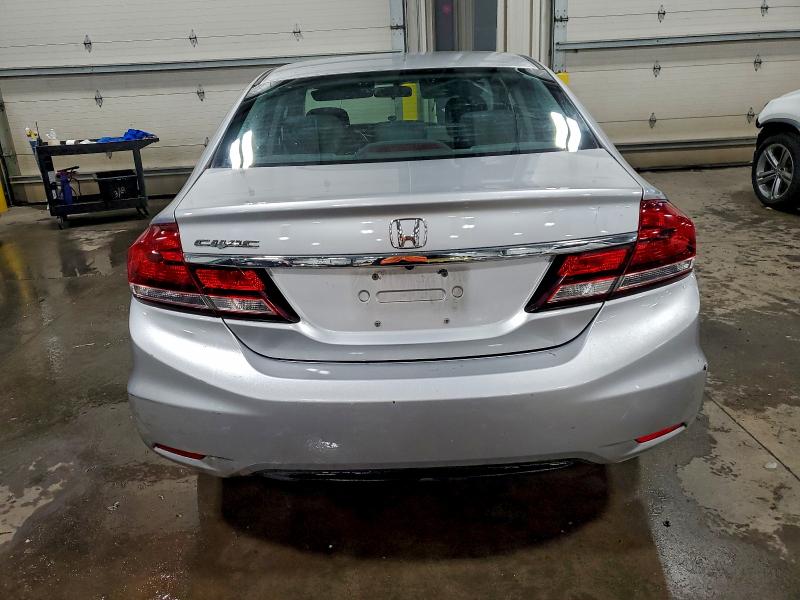 Photo 6 from auction – 2015 HONDA CIVIC SE with VIN 19XFB2F72FE018682