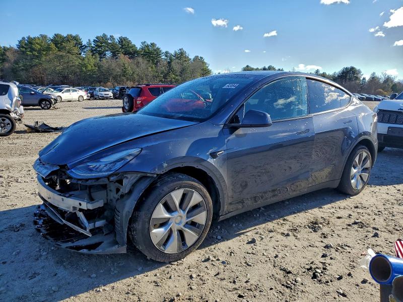 TESLA MODEL Y 2023 with VIN 7SAYGDEE7PA038718 - Photo from auction