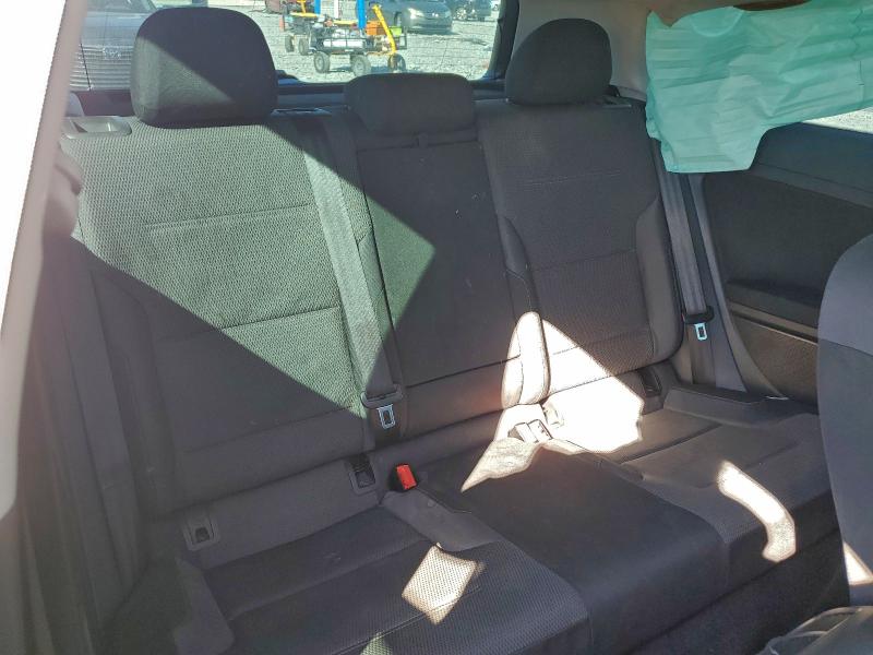 Photo 10 from auction – 2016 VOLKSWAGEN GOLF BASE with VIN 3VW817AU8GM008250