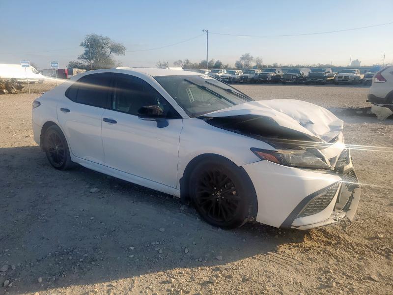 Photo 4 from auction – 2022 TOYOTA CAMRY SE with VIN 4T1G11AK8NU030280