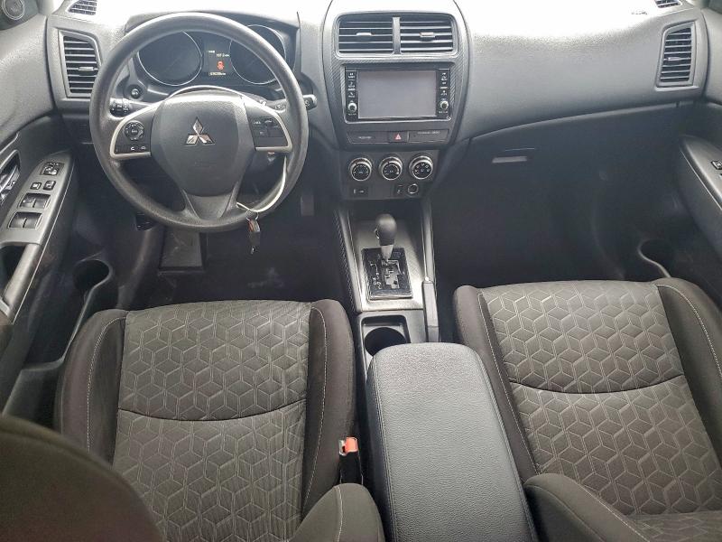Photo 8 from auction – 2021 MITSUBISHI OUTLANDER with VIN JA4ARUAU9MU035969