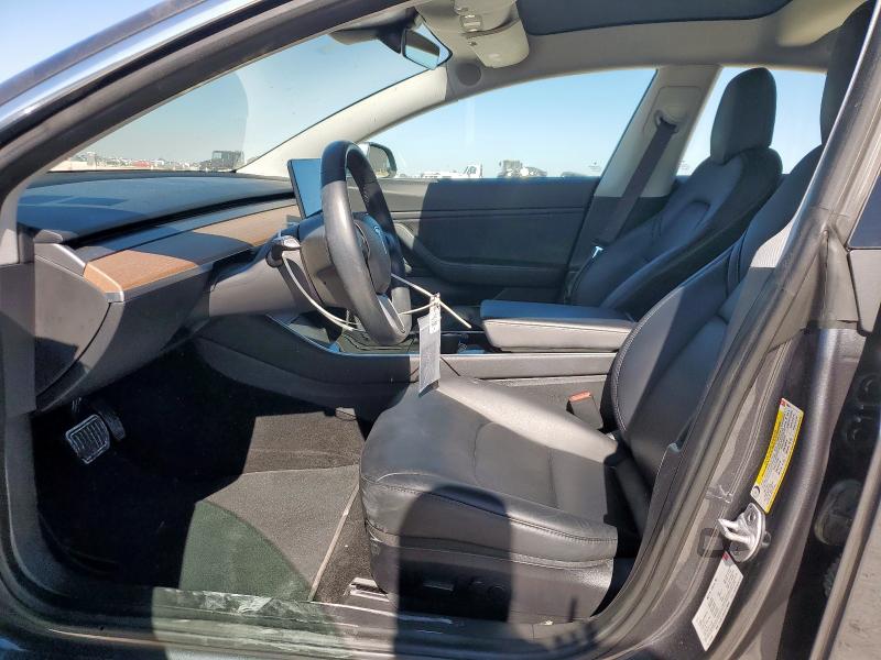Photo 7 from auction – 2018 TESLA MODEL 3 with VIN 5YJ3E1EBXJF129042