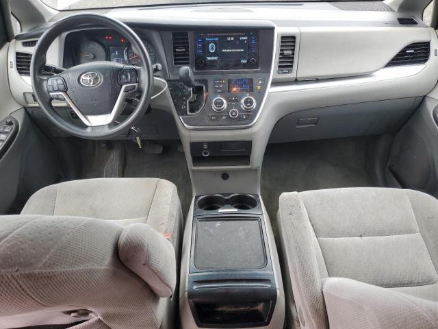 Zdjęcie 8 z aukcji – 2017 TOYOTA SIENNA LE z VIN 5TDKZ3DC5HS876754
