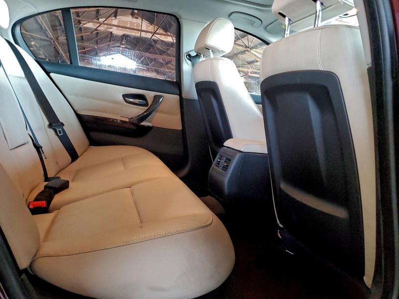 Photo 10 from auction – 2010 BMW 328 I with VIN WBAPH7G52ANM53152