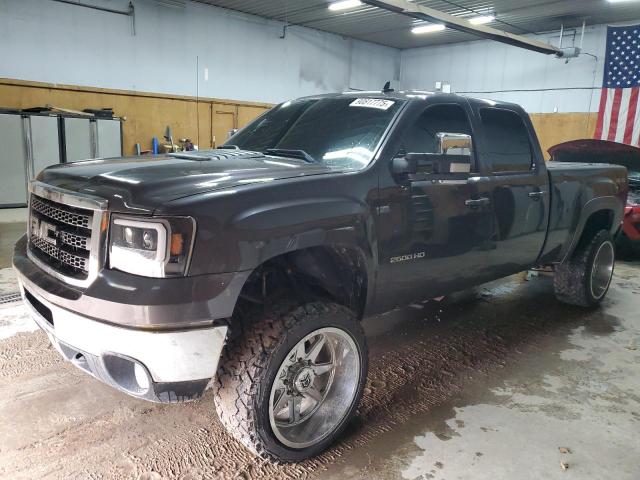 GMC SIERRA K25 2011 with VIN 1GT121C8XBF119325 - Photo from auction
