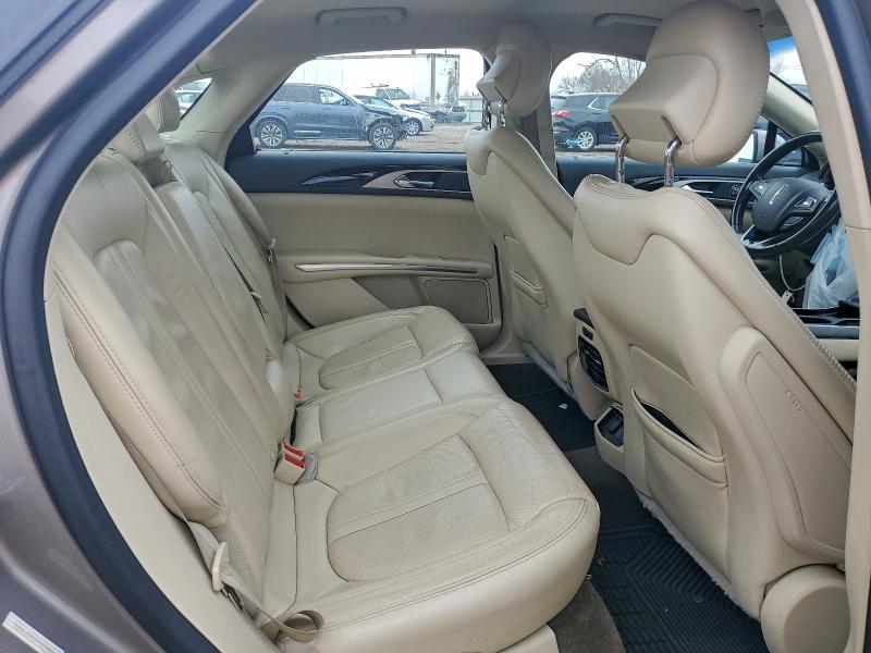 Photo 10 from auction – 2015 LINCOLN MKZ with VIN 3LN6L2G92FR617485