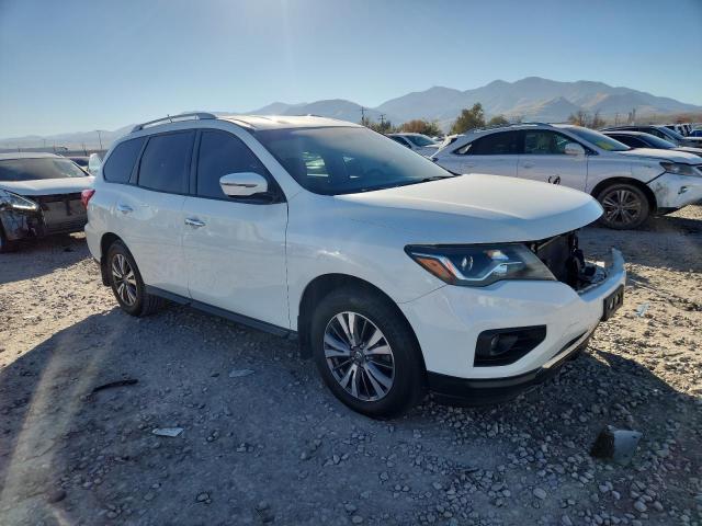 Photo 4 from auction – 2017 NISSAN PATHFINDER with VIN 5N1DR2MM7HC605039