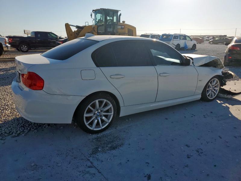 Photo 3 from auction – 2011 BMW 328 I with VIN WBAPH7G53BNM58863