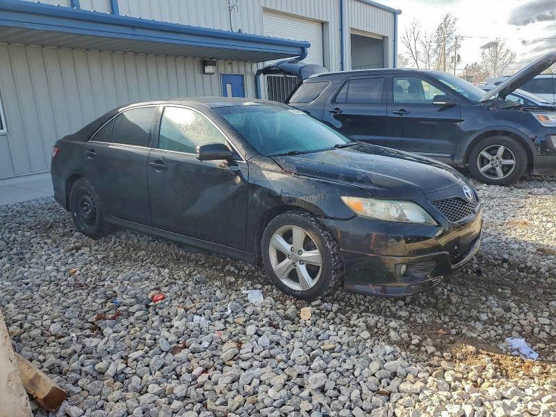 Foto 4 de la subasta – 2011 TOYOTA CAMRY BASE con VIN 4T1BF3EK0BU774467