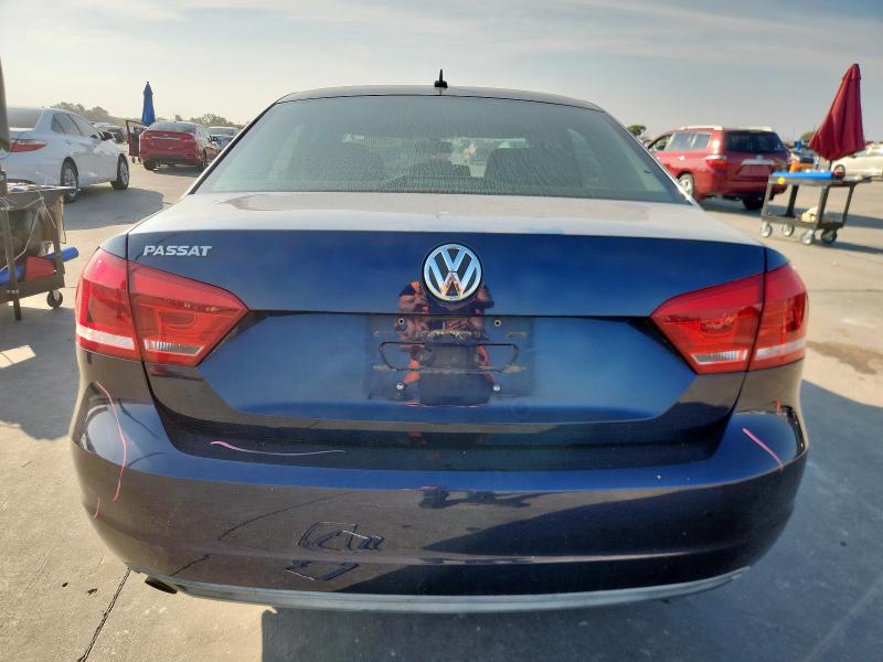 Photo 6 from auction – 2014 VOLKSWAGEN PASSAT S with VIN 1VWAP7A39EC007310
