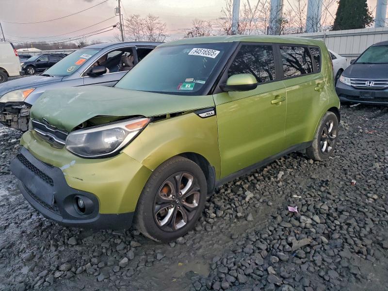 KIA SOUL 2017 with VIN KNDJN2A21H7887645 - Photo from auction