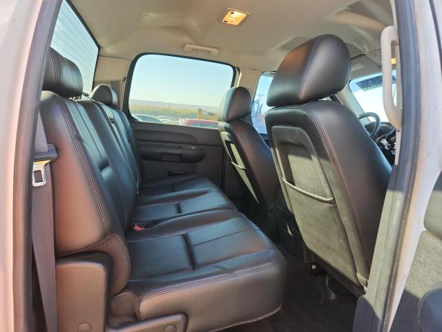 Photo 10 from auction – 2011 GMC SIERRA K15 with VIN 3GTP2VE3XBG207941