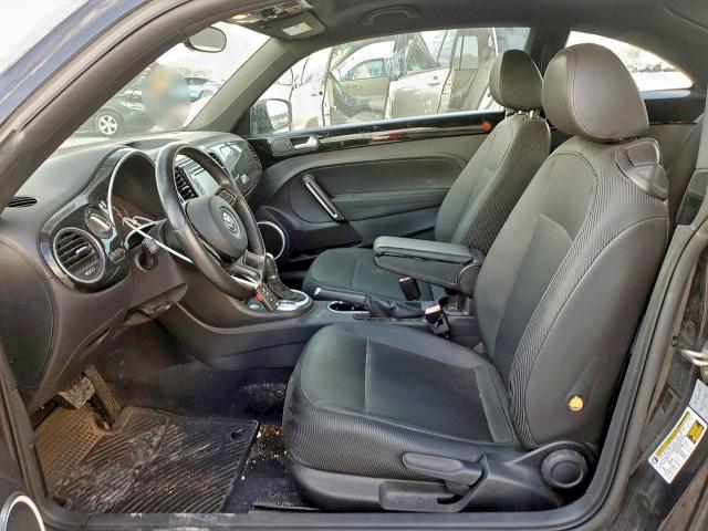 Photo 7 from auction – 2015 VOLKSWAGEN BEETLE with VIN 3VWJ17AT3FM641598