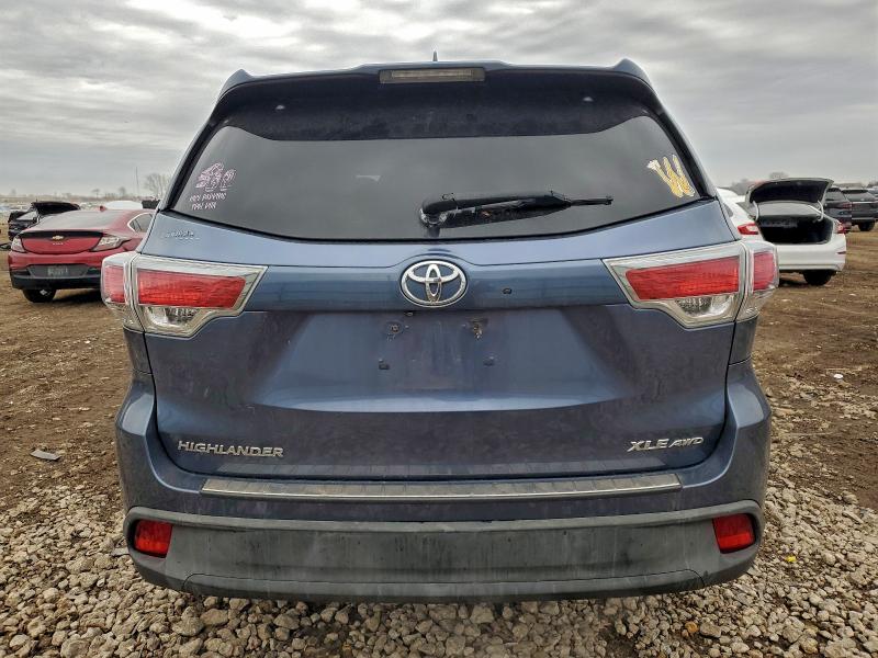 Photo 6 from auction – 2015 TOYOTA HIGHLANDER with VIN 5TDJKRFH2FS082416