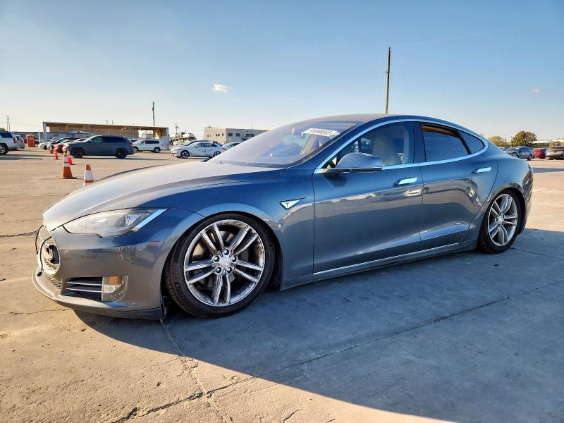 TESLA MODEL S 2013 with VIN 5YJSA1CN8DFP27395 - Photo from auction