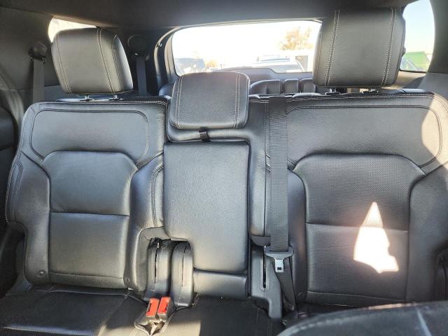 Photo 10 from auction – 2018 FORD EXPLORER L with VIN 1FM5K8F82JGB16560