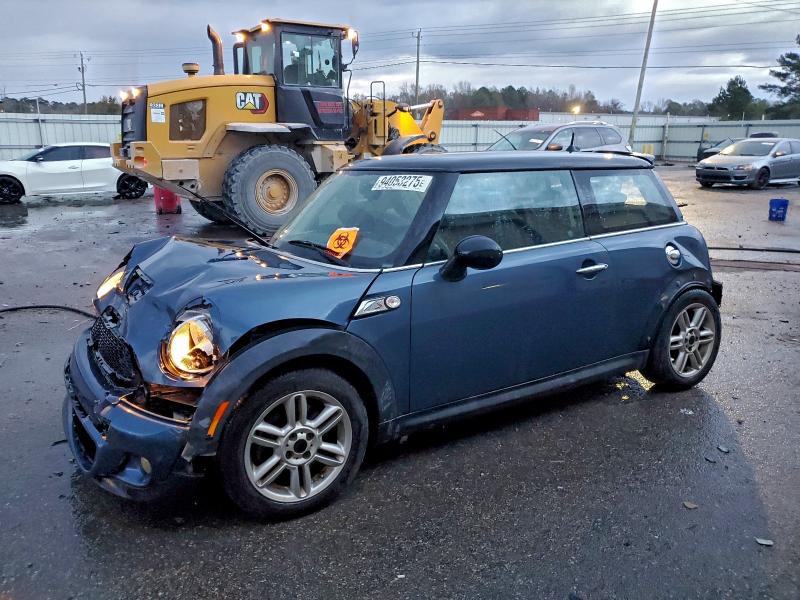MINI COOPER S 2011 with VIN WMWSV3C52BTY22915 - Photo from auction