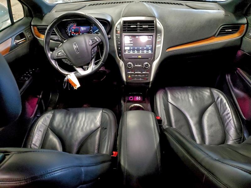 Photo 8 from auction – 2019 LINCOLN MKC SELECT with VIN 5LMCJ2D95KUL13578