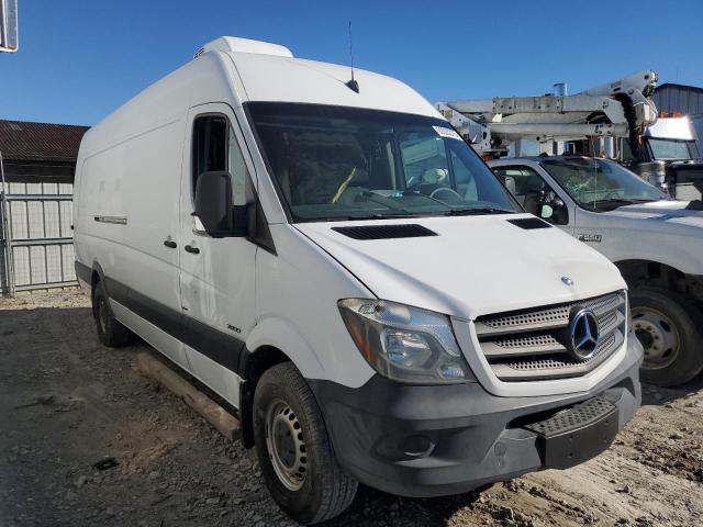 Photo 4 from auction – 2015 MERCEDES-BENZ SPRINTER 2 with VIN WD3PE8DC6FP114128