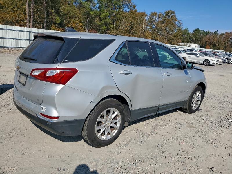 Photo 3 from auction – 2018 CHEVROLET EQUINOX LT with VIN 2GNAXJEV7J6191555