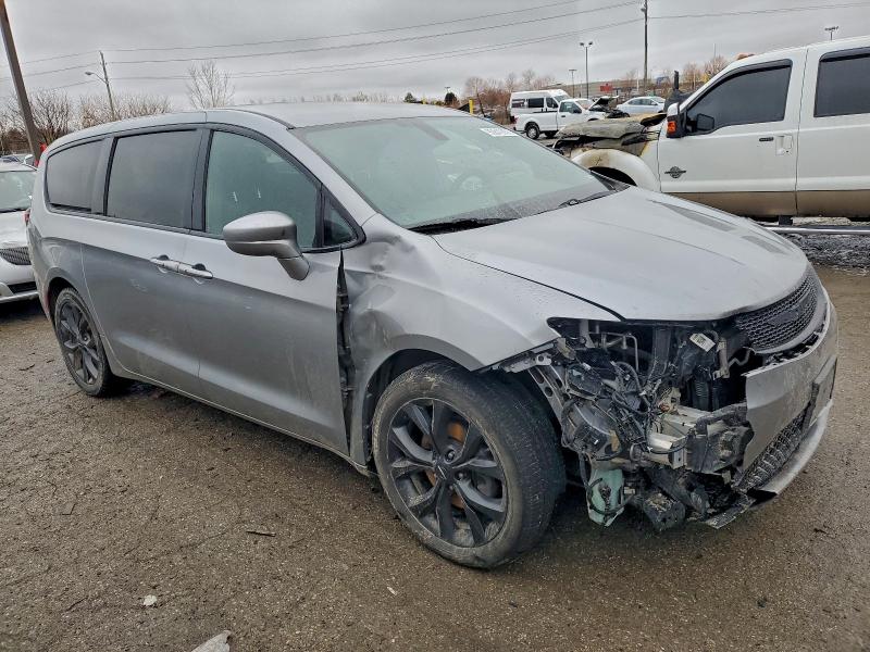 Photo 4 from auction – 2020 CHRYSLER PACIFICA T with VIN 2C4RC1FG4LR101822