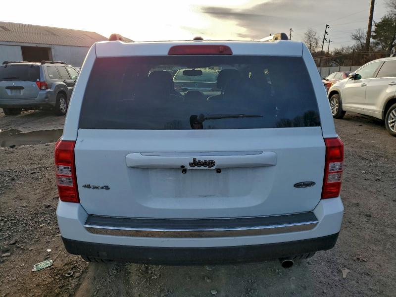 Photo 6 from auction – 2016 JEEP PATRIOT with VIN 1C4NJRFB2GD580709