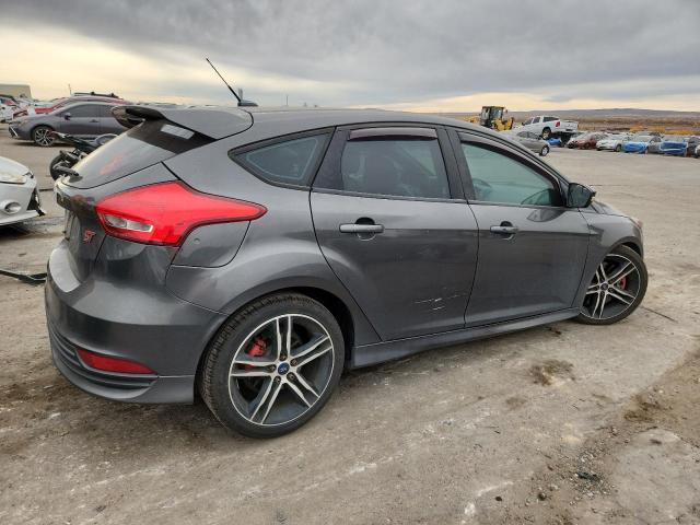Photo 3 from auction – 2016 FORD FOCUS ST with VIN 1FADP3L9XGL225159