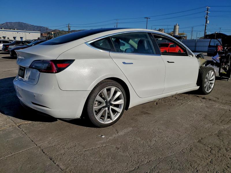Photo 3 from auction – 2019 TESLA MODEL 3 with VIN 5YJ3E1EBXKF512674