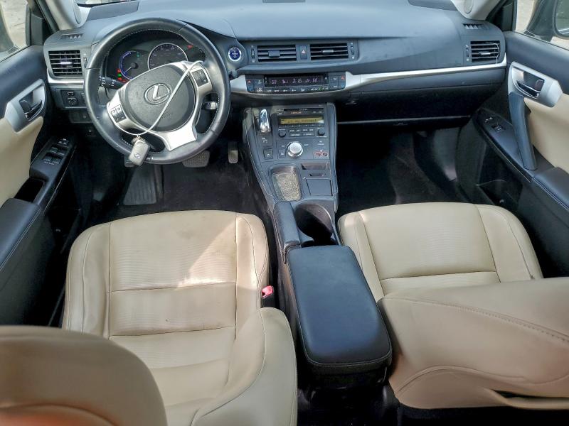 Photo 8 from auction – 2013 LEXUS CT 200 with VIN JTHKD5BH8D2152923