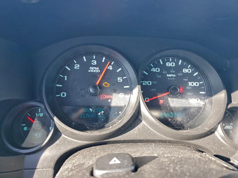 Photo 9 from auction – 2009 GMC SIERRA C15 with VIN 2GTEC19C791134571