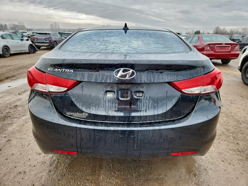 Photo 6 from auction – 2013 HYUNDAI ELANTRA GL with VIN 5NPDH4AE2DH308565