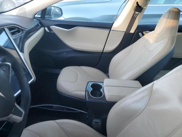 Photo 7 from auction – 2013 TESLA MODEL S with VIN 5YJSA1CN8DFP16610