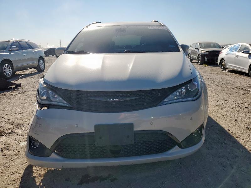 Photo 5 from auction – 2019 CHRYSLER PACIFICA L with VIN 2C4RC1GG8KR657533