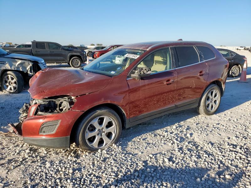VOLVO XC60 2013 مع رقم تعريف المركبة YV4952DZ2D2388093 - صورة من المزاد