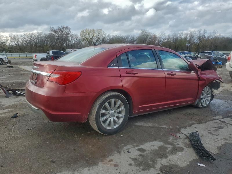 Photo 3 from auction – 2013 CHRYSLER 200 TOURIN with VIN 1C3CCBBBXDN615361