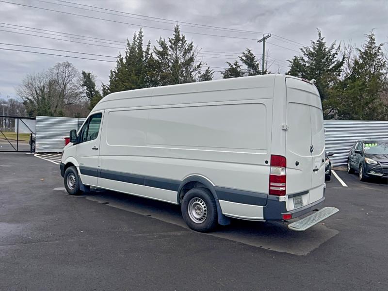Photo 3 from auction – 2014 MERCEDES-BENZ SPRINTER 2 with VIN WD3PE8DE4E5899714