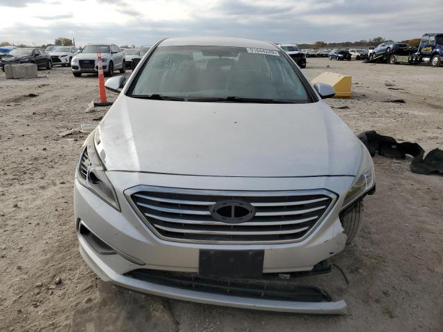 Photo 5 from auction – 2017 HYUNDAI SONATA SE with VIN 5NPE24AF2HH520662