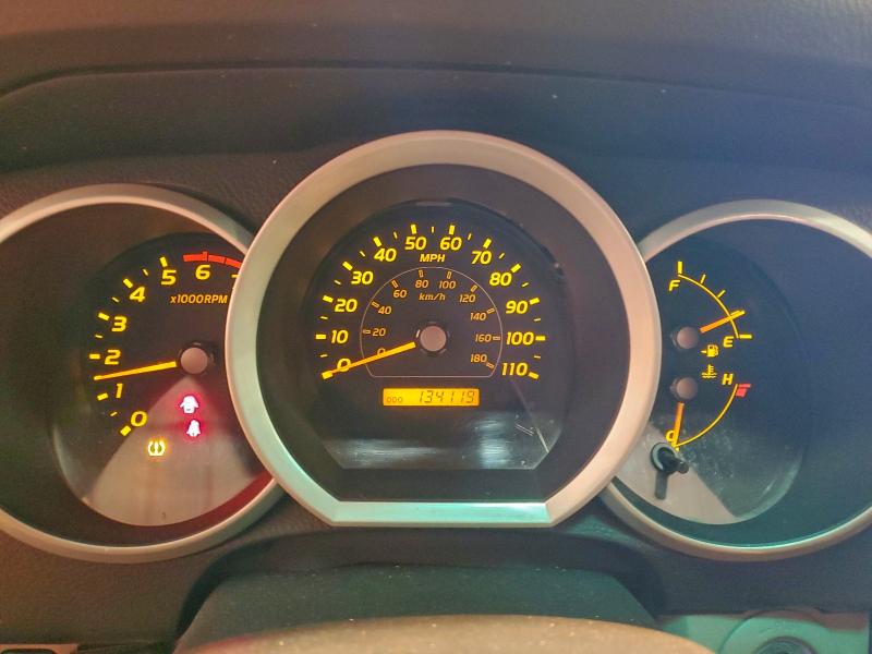 Photo 9 from auction – 2006 TOYOTA 4RUNNER SR with VIN JTEZU14R560074366