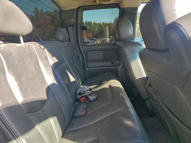 Photo 10 from auction – 2003 CHEVROLET SLVRADO SS with VIN 2GCEK19N631312708