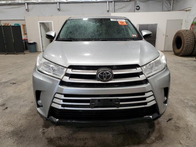 Photo 5 from auction – 2017 TOYOTA HIGHLANDER with VIN 5TDBZRFH4HS444541