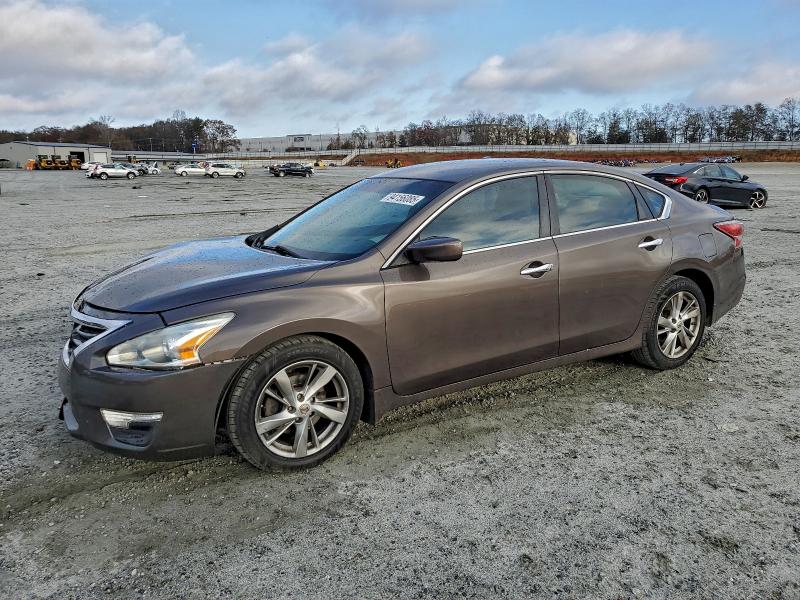 NISSAN ALTIMA 2.5 2014 with VIN 1N4AL3APXEC271152 - Photo from auction