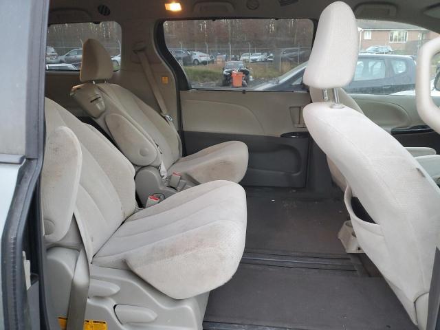 Photo 11 from auction – 2013 TOYOTA SIENNA with VIN 5TDKK3DC3DS366319
