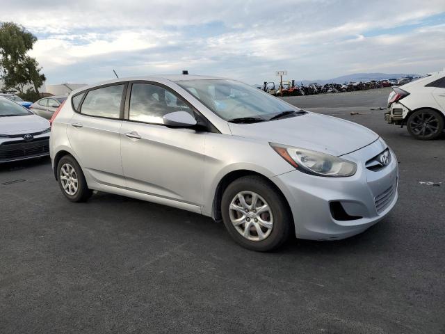 Photo 4 from auction – 2013 HYUNDAI ACCENT GLS with VIN KMHCT5AE7DU084131