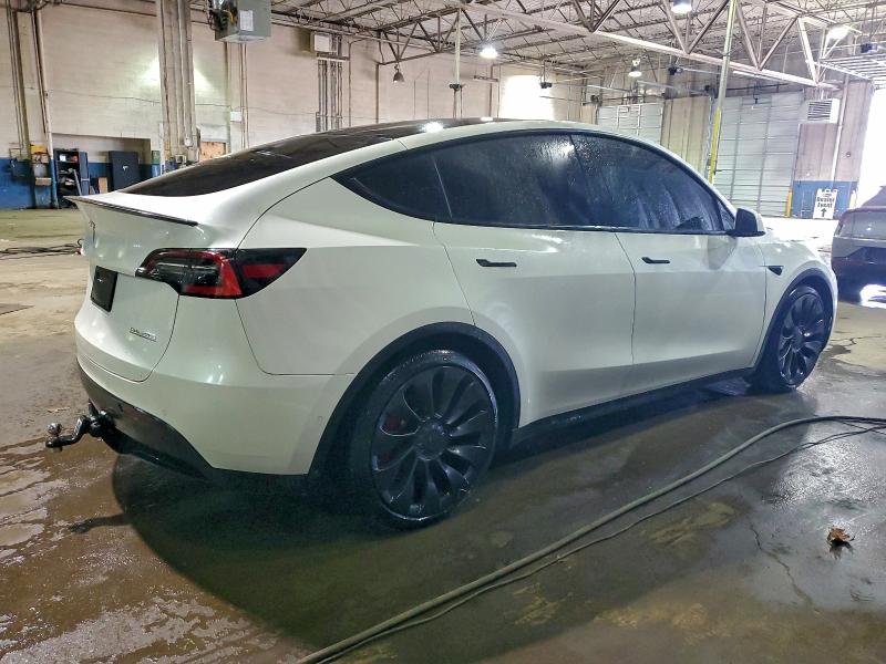 Foto 3 de la subasta – 2021 TESLA MODEL Y con VIN 5YJYGDEF3MF072983