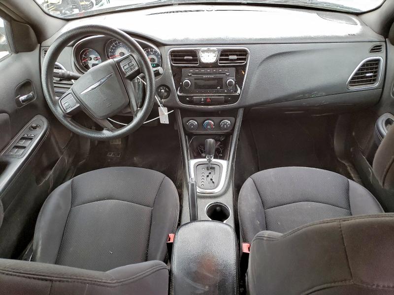 Photo 8 from auction – 2013 CHRYSLER 200 LX with VIN 1C3CCBAB5DN705695