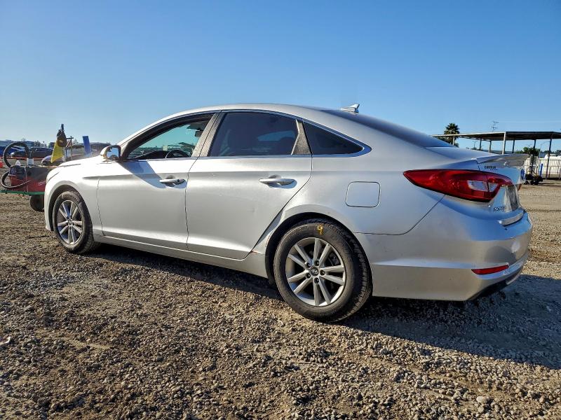 Photo 2 from auction – 2017 HYUNDAI SONATA SE with VIN 5NPE24AF5HH576059