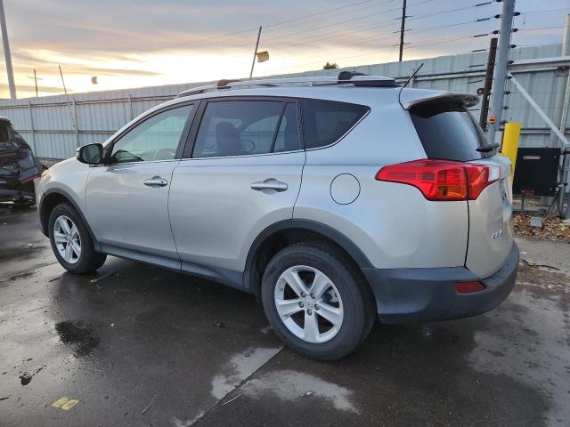 Photo 2 from auction – 2013 TOYOTA RAV4 XLE with VIN JTMRFREV1D5026632