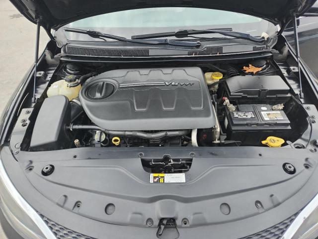 Photo 11 from auction – 2016 CHRYSLER 200 LIMITE with VIN 1C3CCCAG1GN111479