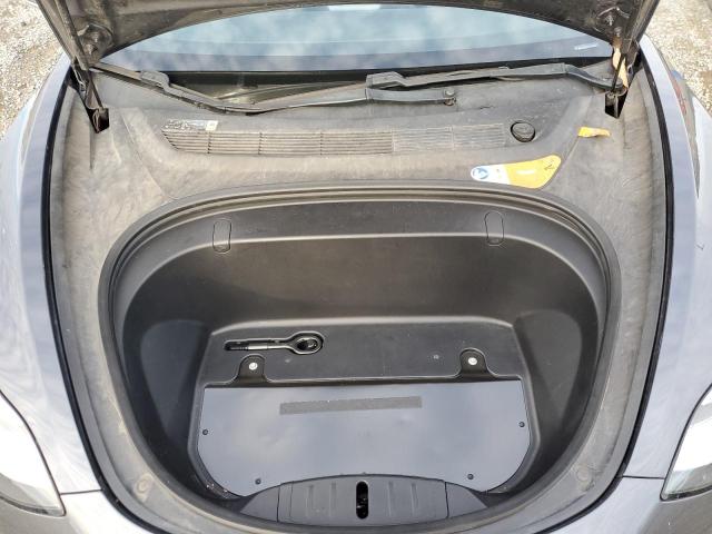 Photo 11 from auction – 2018 TESLA MODEL 3 with VIN 5YJ3E1EA4JF008529