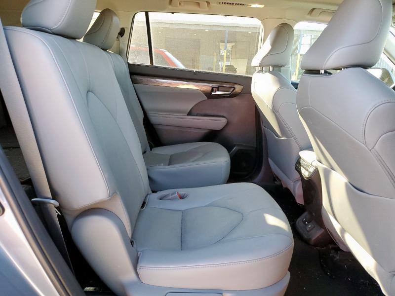 Photo 10 from auction – 2020 TOYOTA HIGHLANDER with VIN 5TDFZRBH8LS050637